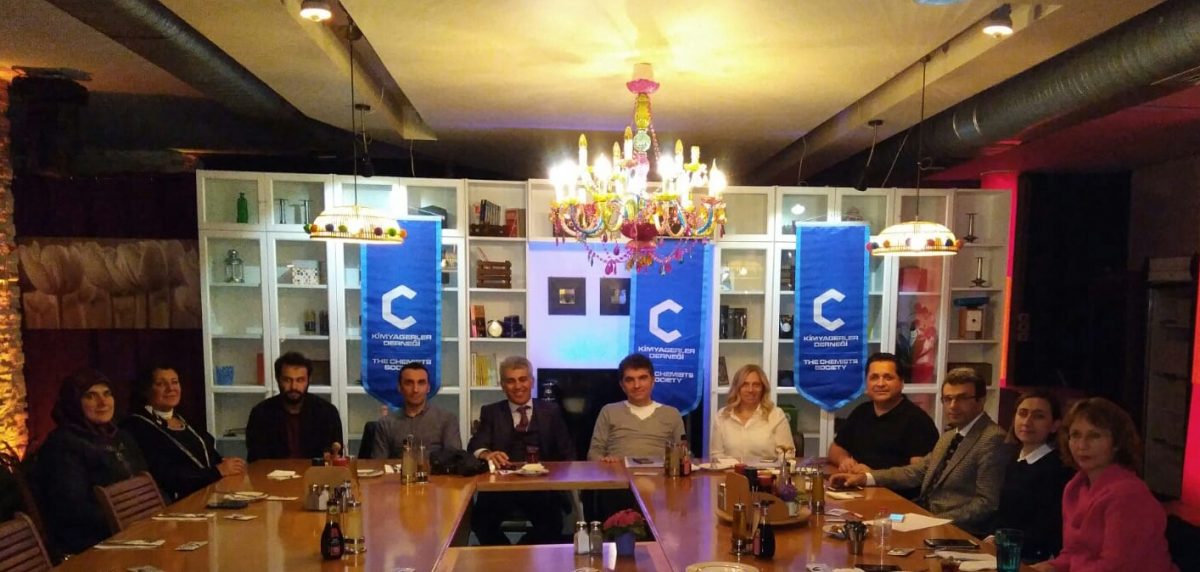 Kimyagerler Derneği İçanadolu şubesi Kasım ayı Yönetim Kurulu toplantısı Genel Başkan İkram CENGİZ’in katılımıyla Ankara’da yapıldı.